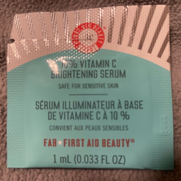 Custom make up & beauty deluxe 11 sample bag w/3 bonus full size items(1… - Picture 9 of 16